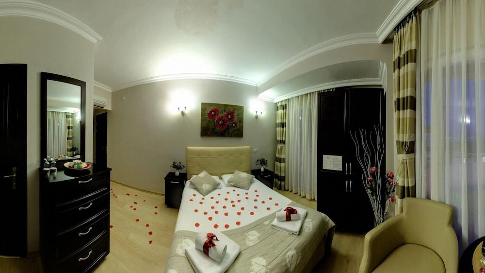 Marine House Boutique Hotel Adalar Luaran gambar