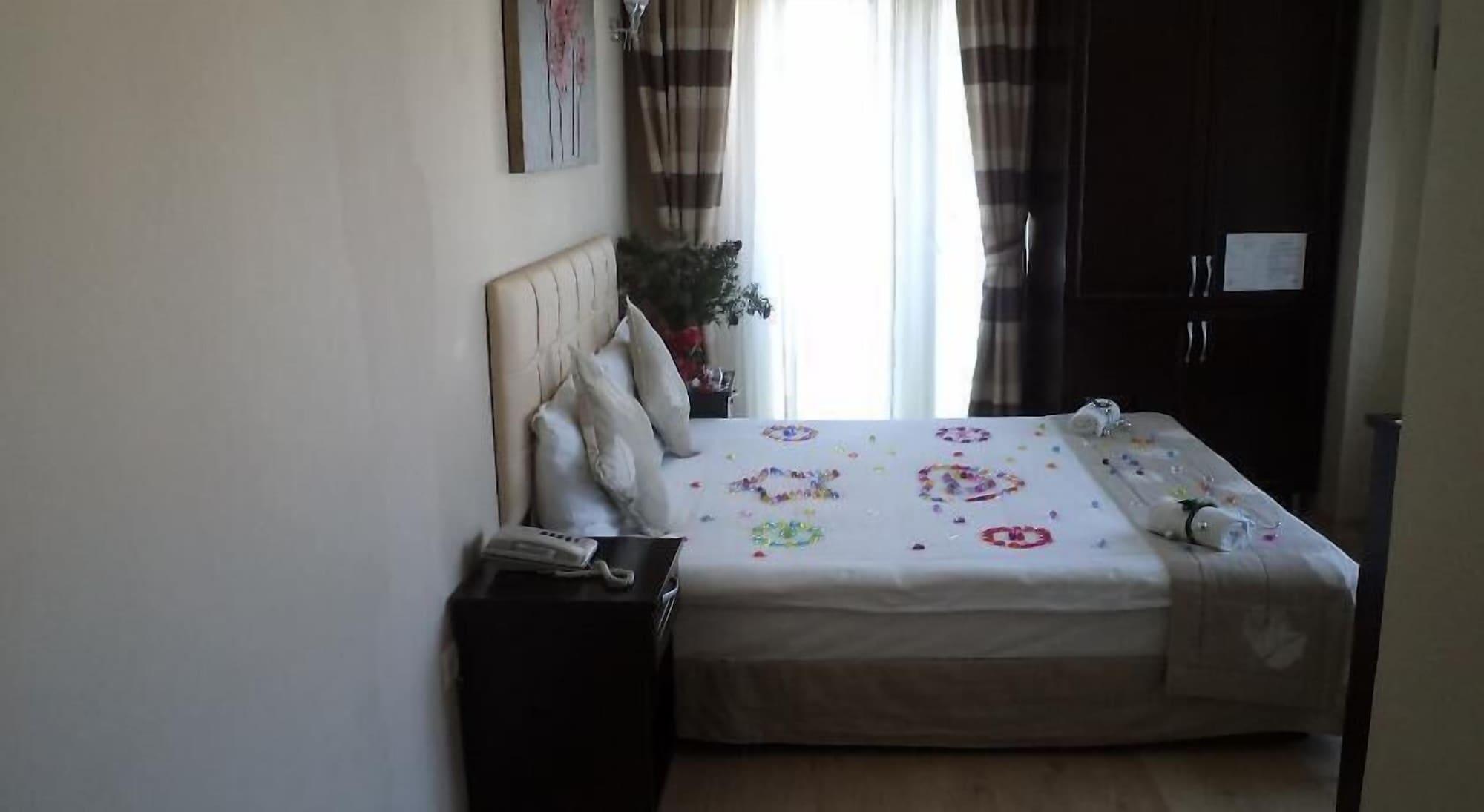 Marine House Boutique Hotel Adalar Luaran gambar